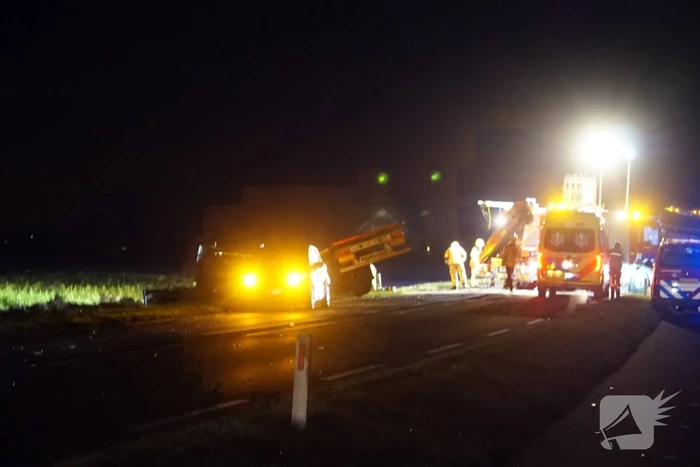 Zeer ernstig ongeval tussen vrachtwagen en bestelbus