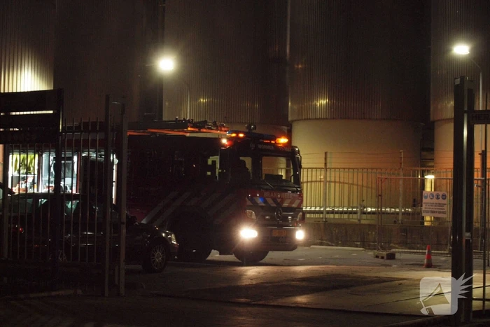 Grote brand in opslagtank met vetzuur bij Loders Croklaan