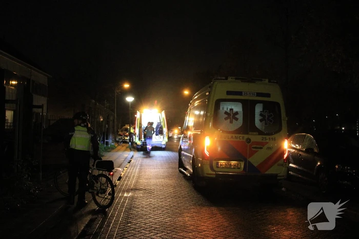 Persoon zwaargewond door incident in woning
