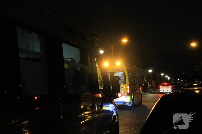 Persoon zwaargewond door incident in woning