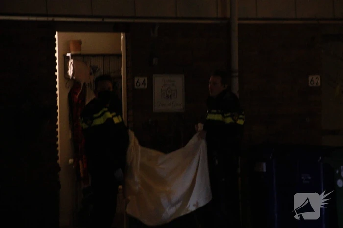 Persoon zwaargewond door incident in woning