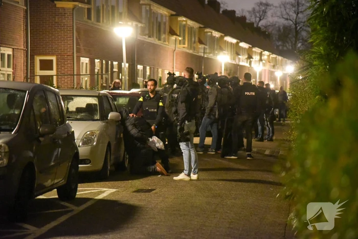 Gewonden en aanhoudingen bij overval