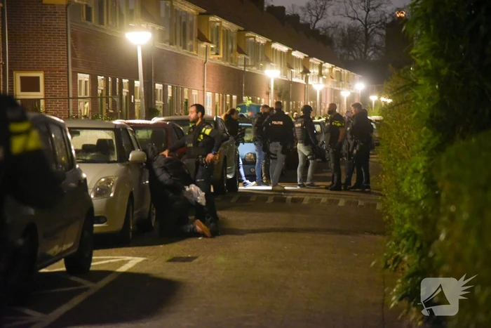 Gewonden en aanhoudingen bij overval