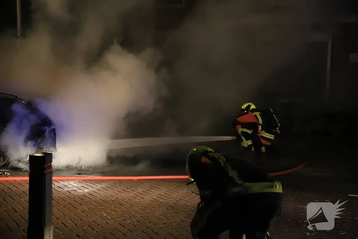 Auto volledig uitgebrand