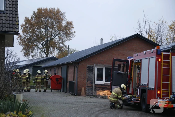 Oververhitte schoorsteen veroorzaakt brand