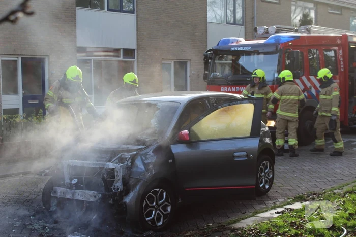 Opnieuw auto uitgebrand in straat