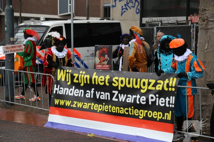 Veel politie door demonstratie voor Zwarte Piet