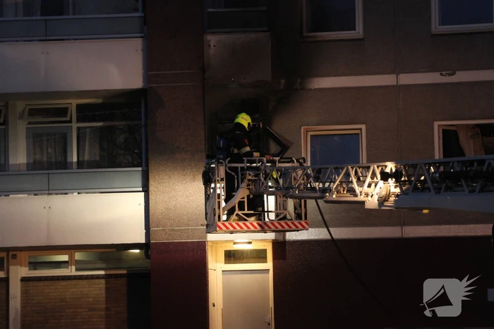 Gewonde bij uitslaande brand in flat