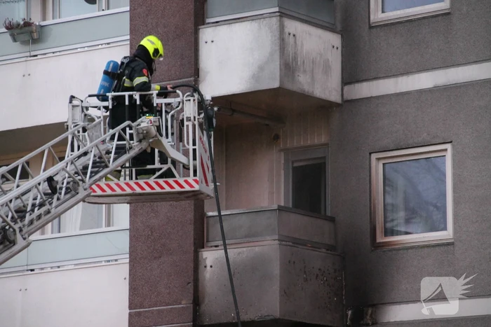 Gewonde bij uitslaande brand in flat