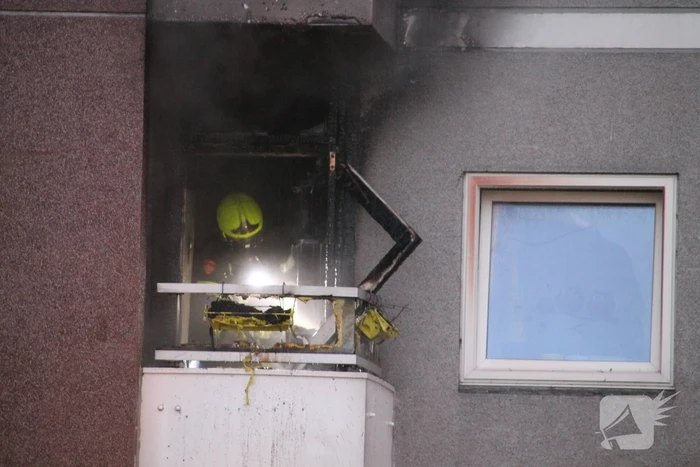 Gewonde bij uitslaande brand in flat