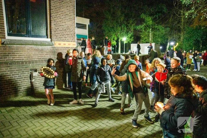 Protest tegen overplaatsing Irakees gezin uit azc
