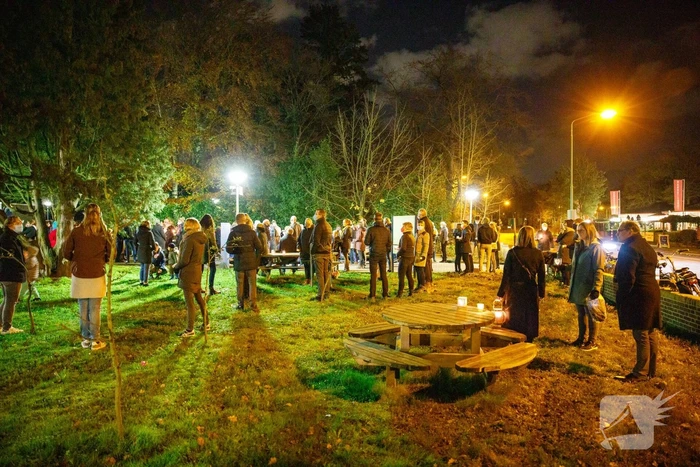 Protest tegen overplaatsing Irakees gezin uit azc