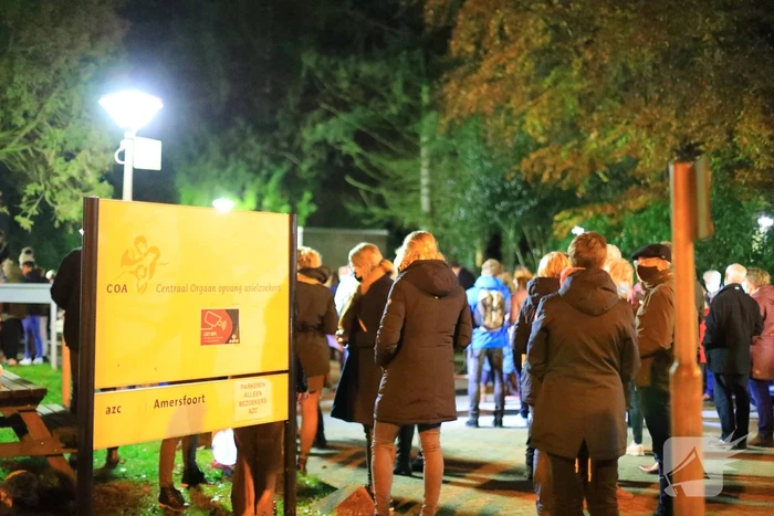Protest tegen overplaatsing Irakees gezin uit azc