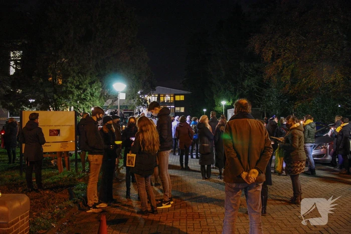 Protest tegen overplaatsing Irakees gezin uit azc