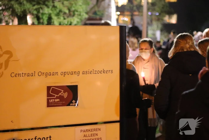 Protest tegen overplaatsing Irakees gezin uit azc