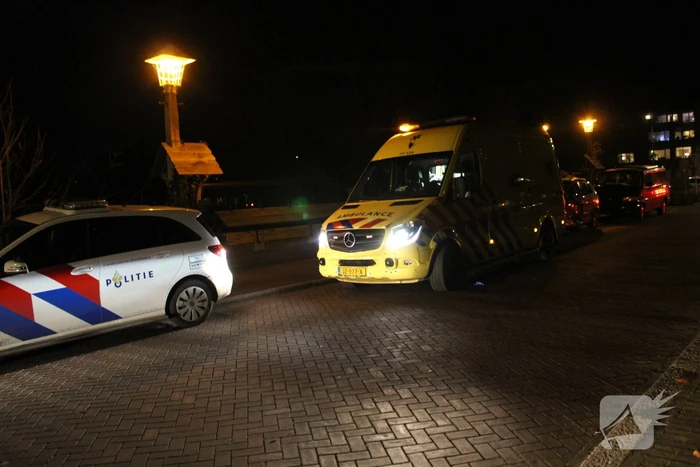 Schade na botsing op rotonde