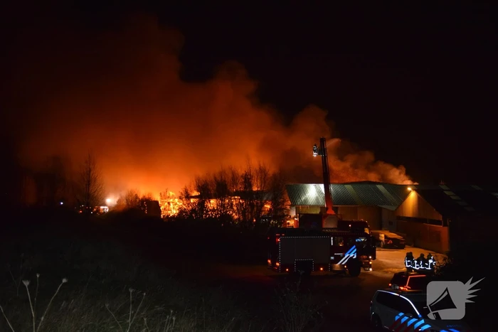 Grote brand verwoest boerenschuur