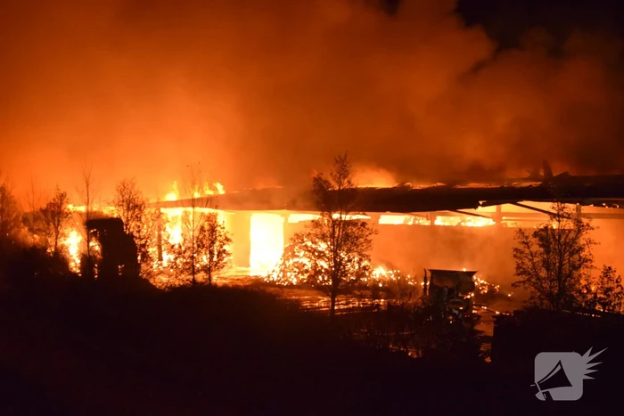 Grote brand verwoest boerenschuur