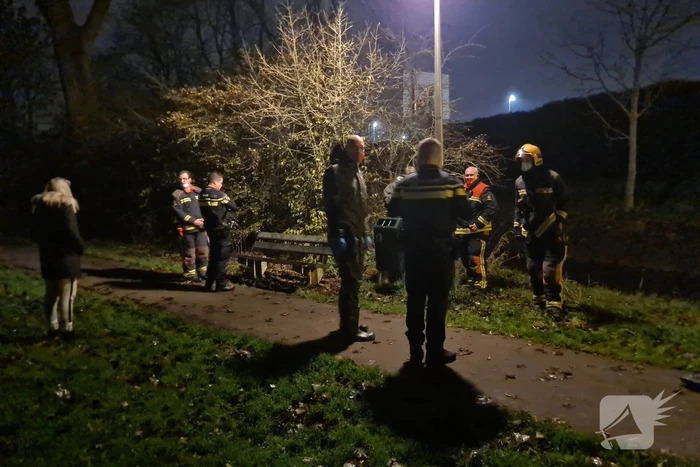 Onderzoek naar gevonden spullen in sloot