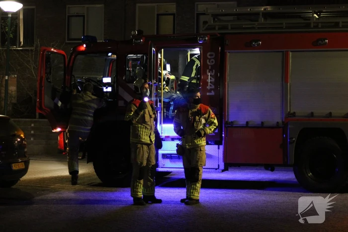 Brandende container snel geblust