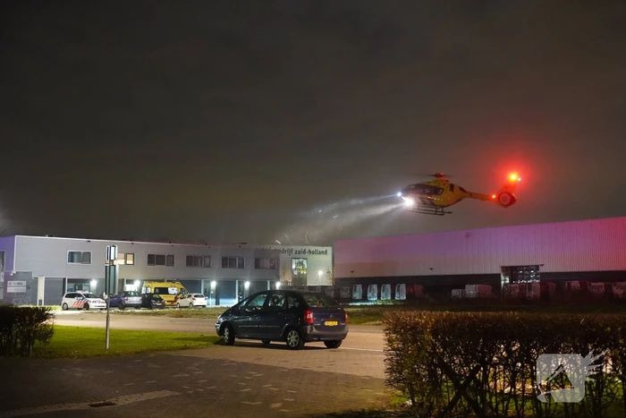 Traumahelikopter ingevlogen voor bedrijfsongeval