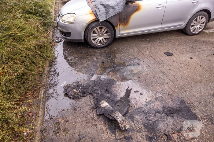 Liendert opgeschrikt door nachtelijke autobranden