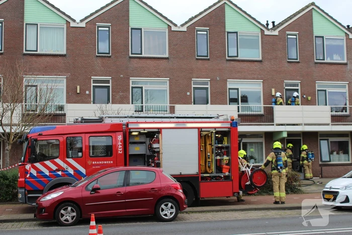Woningen uit voorzorg ontruimd na gaslucht