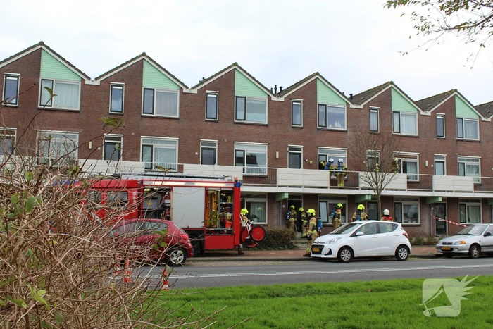 Woningen uit voorzorg ontruimd na gaslucht