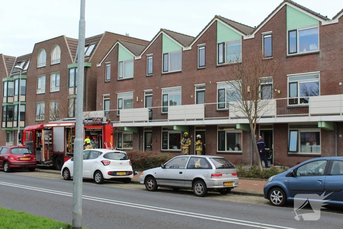 Woningen uit voorzorg ontruimd na gaslucht