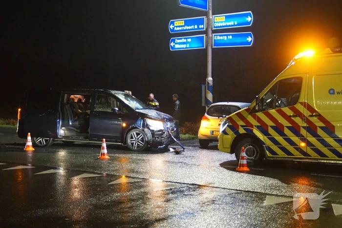 Flinke schade bij ongeval op kruising