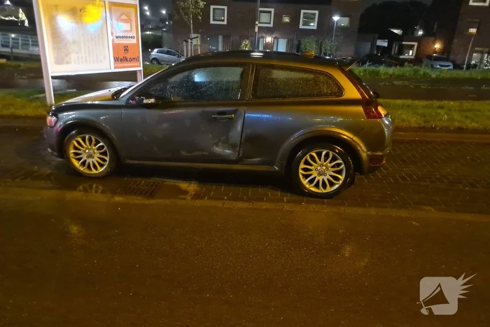 Personenauto in aanrijding met scooter