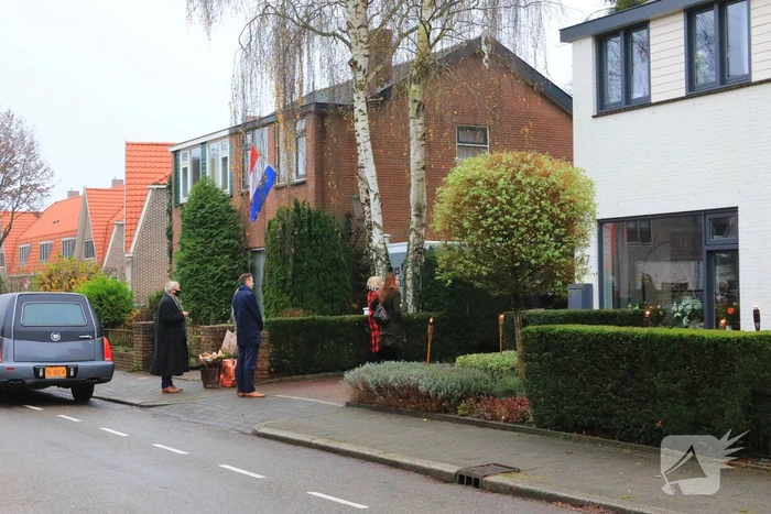 Laatste eer aan overleden brandweerman Pim van der Bruggen