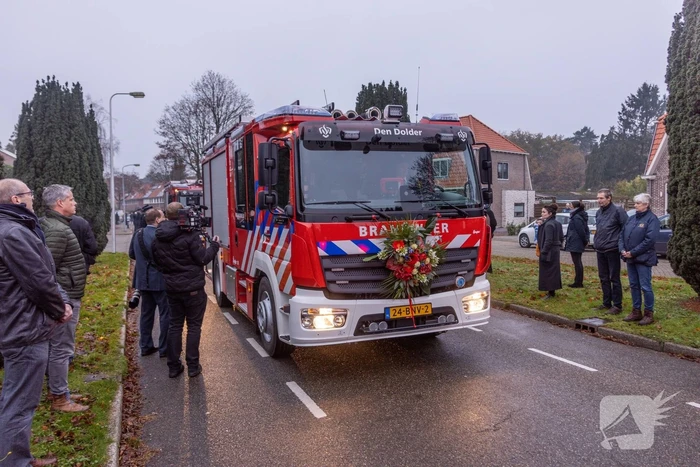 Laatste eer aan overleden brandweerman Pim van der Bruggen