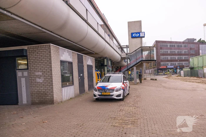 Politie aanwezig door overval op T-Mobile