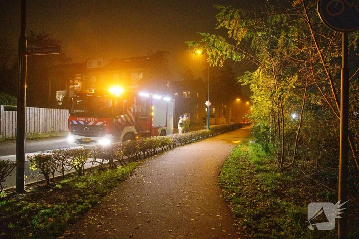 Restanten vuurwerk in brand gestoken