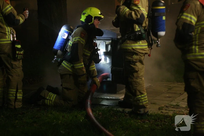 Brand in container snel geblust