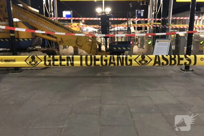 Treinstation Leeuwarden afgesloten door verwijderen asbest