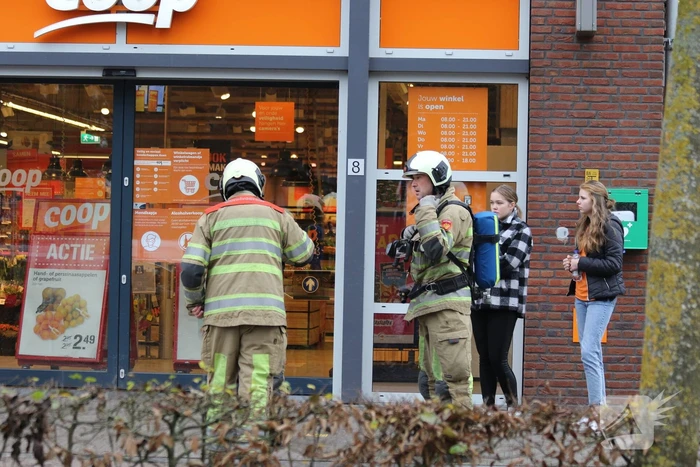 Supermarkt Coop ontruimd wegens vreemde lucht