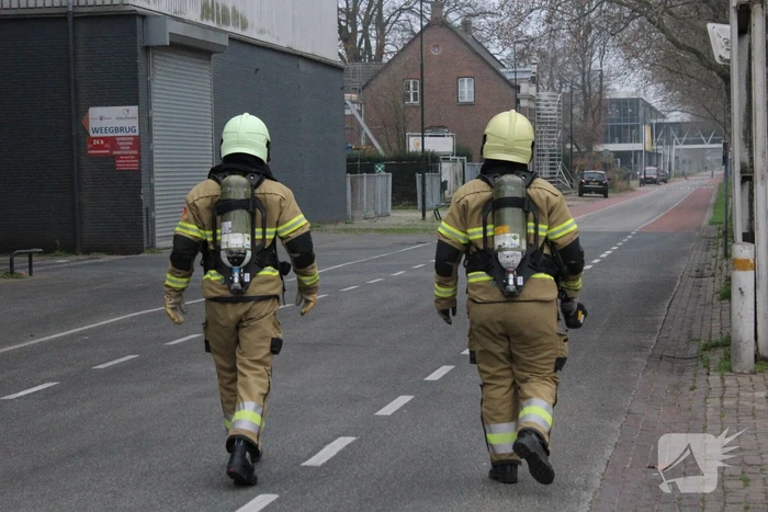 Mogelijk brand bij Victoria Mengvoeders