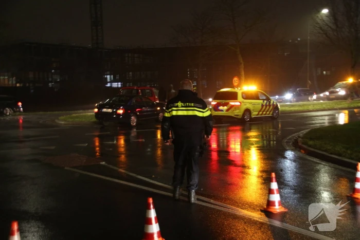 Schade na aanrijding tussen twee auto's