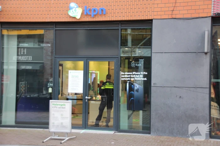 Overval op KPN-winkel Neringpassage