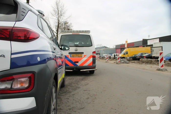 UWV, politie en handhavers doen onderzoek bij autobedrijf