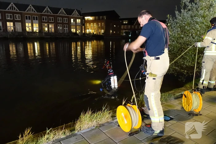 Deelscooter van Go Sharing in water aangetroffen