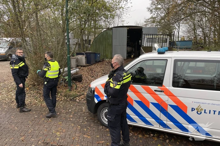 Politie vindt ondergrondse container met hennepkwekerij