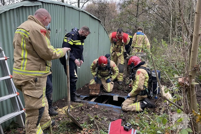 Politie vindt ondergrondse container met hennepkwekerij