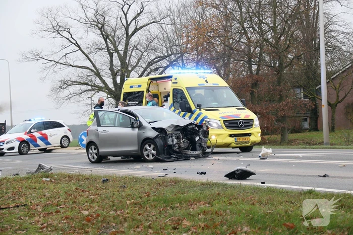 Ravage na botsing tussen twee voertuigen