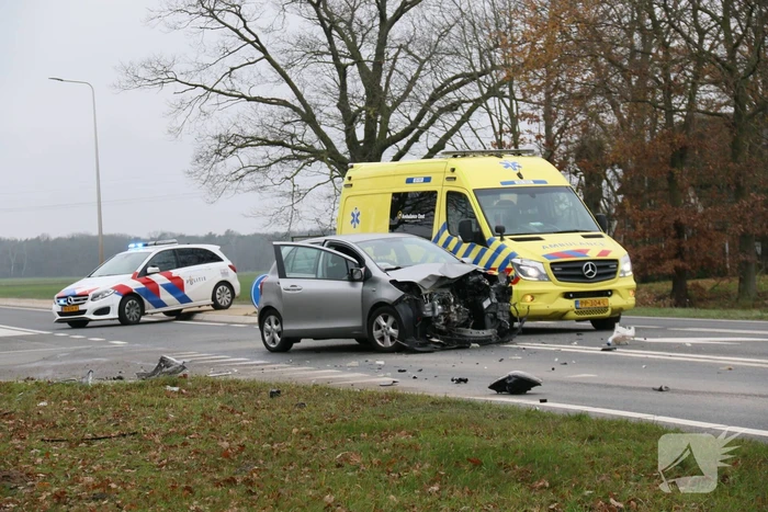 Ravage na botsing tussen twee voertuigen