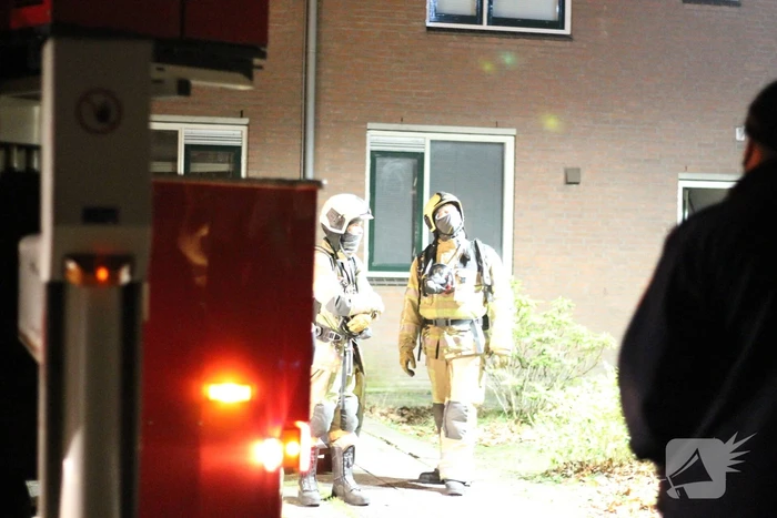 Brand in zonnepanelen op dak van woning