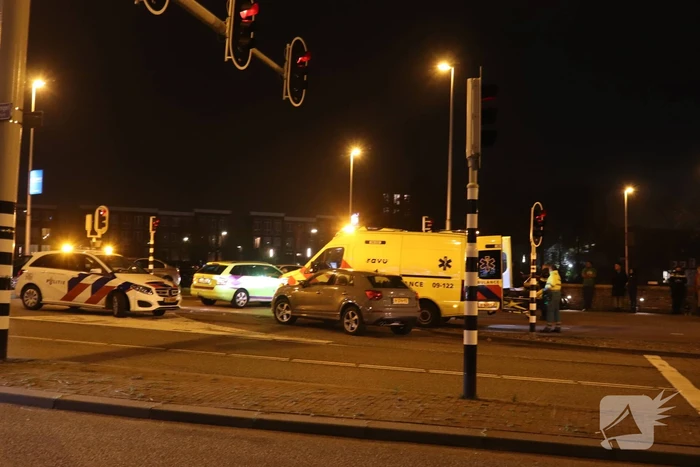 Scooterrijder gewond bij aanrijding met auto