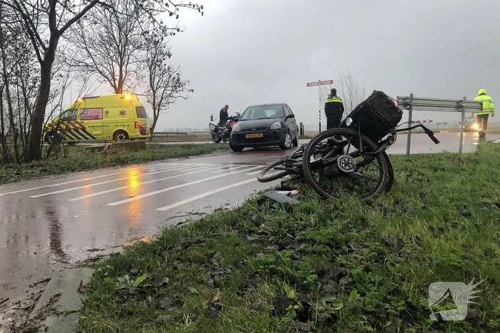 Fietser gewond bij aanrijding met auto